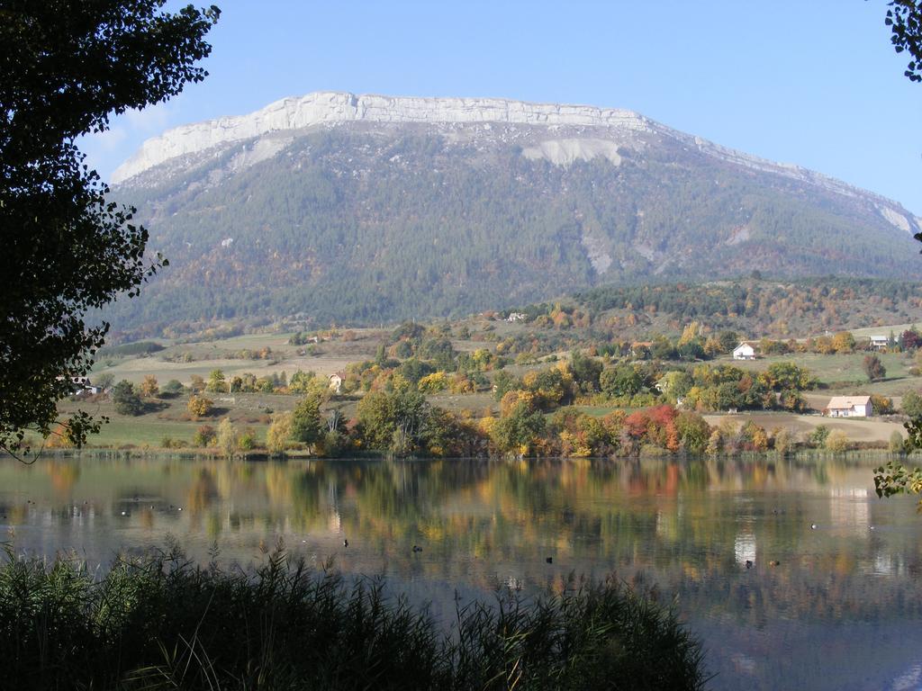 Camping La Motte Flottante Ла-Фрессинуз Экстерьер фото