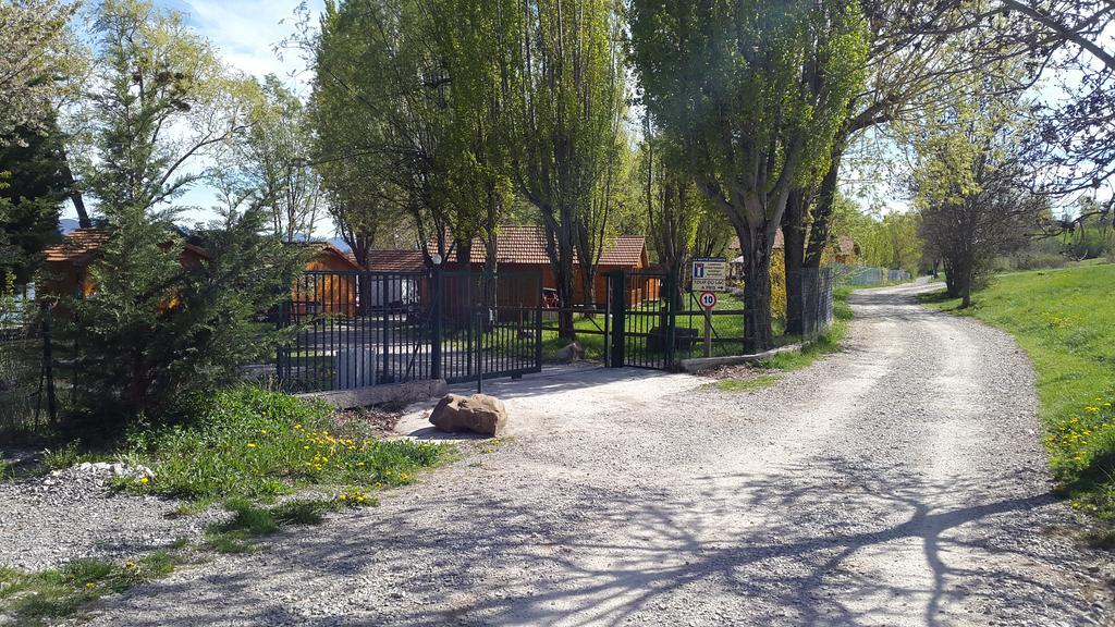Camping La Motte Flottante Ла-Фрессинуз Экстерьер фото