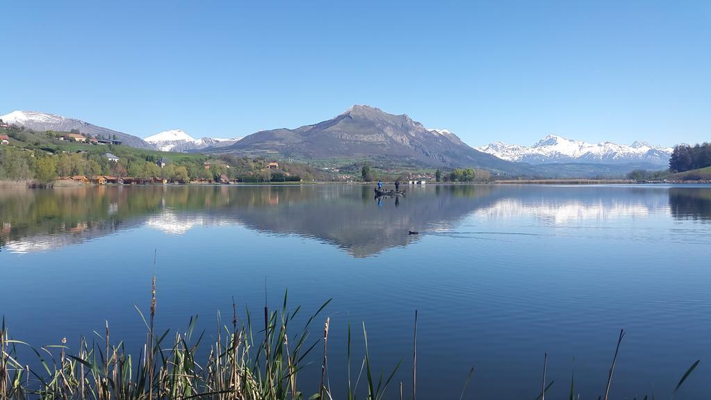 Camping La Motte Flottante Ла-Фрессинуз Экстерьер фото